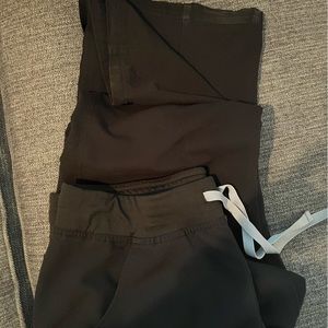 Medium Petite Black Cargo FIGS